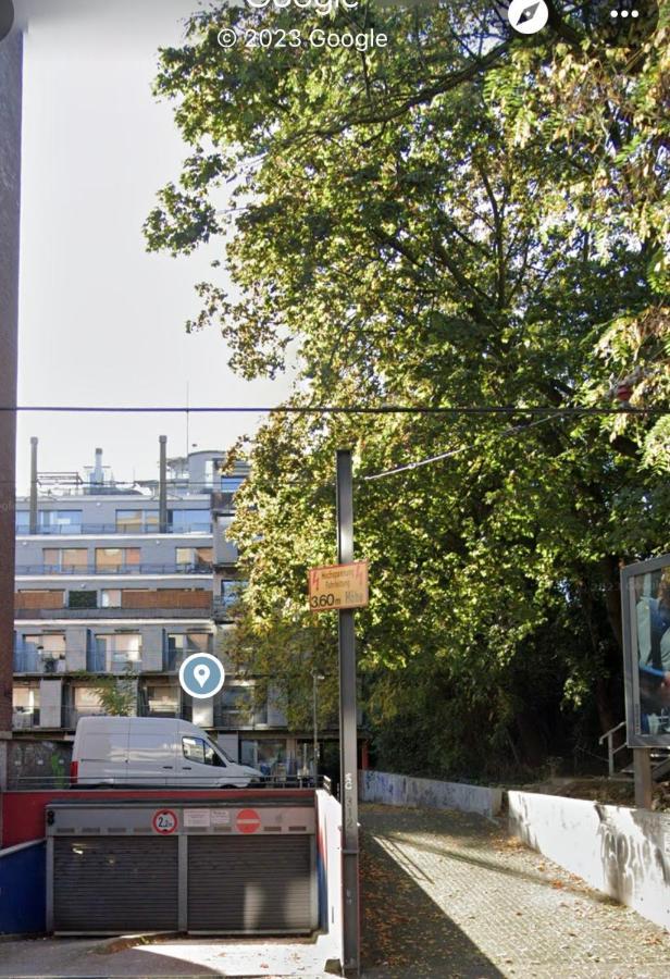 Central Private Rooms In Popular Neighborhood! ケルン エクステリア 写真