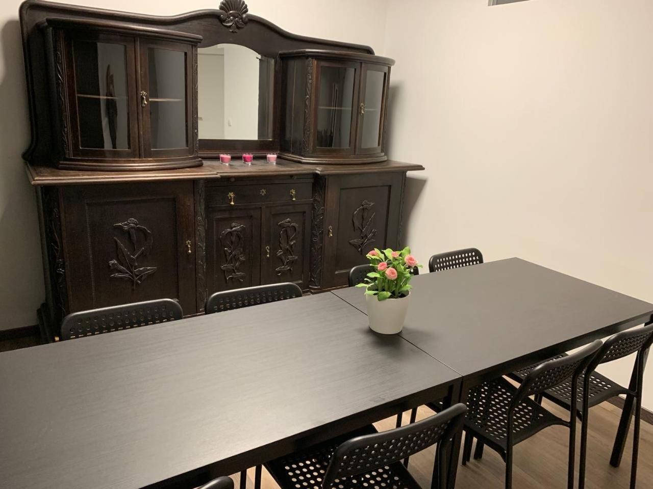 Central Private Rooms In Popular Neighborhood! ケルン エクステリア 写真